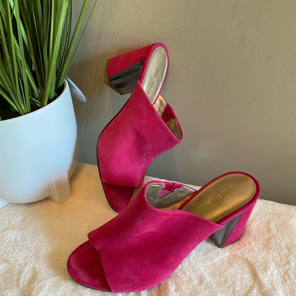 Nine West Fuchsia Suede Mules - Picture 3 of 9